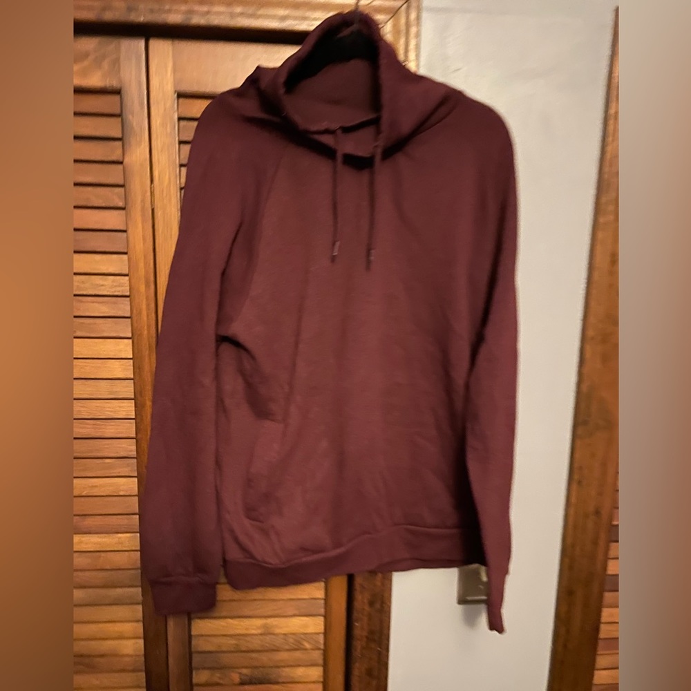 Men’s Neck Sweater